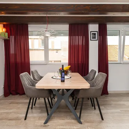 Tula Apartment *